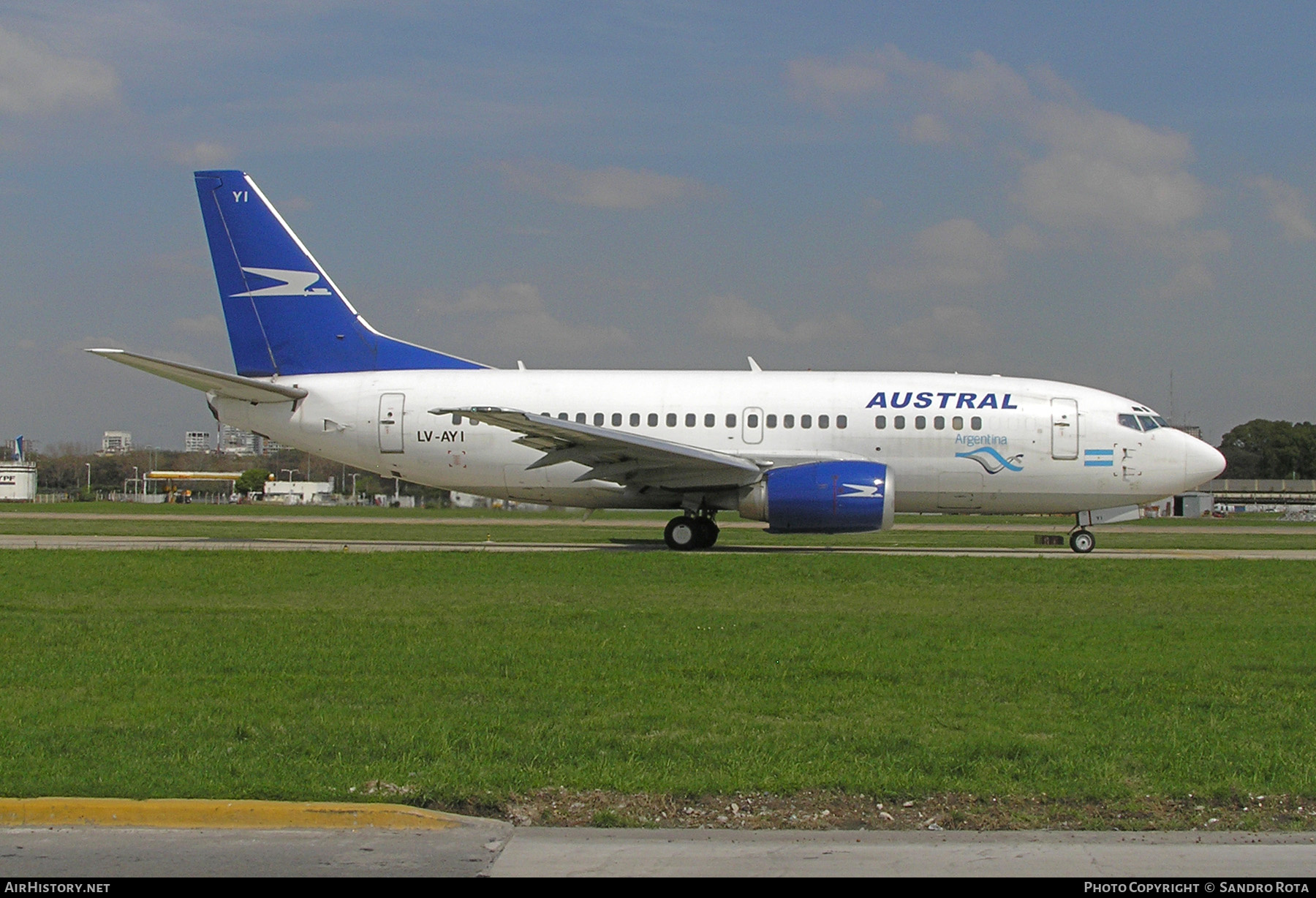 Aircraft Photo of LV-AYI | Boeing 737-528 | Aerolíneas Argentinas | AirHistory.net #281438