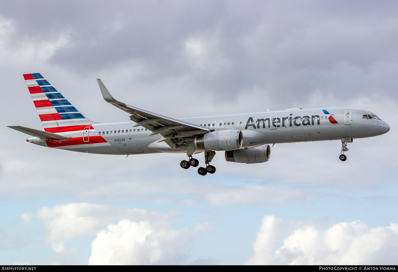 Aircraft Photo of N185AN | Boeing 757-223 | American Airlines | AirHistory.net #281478