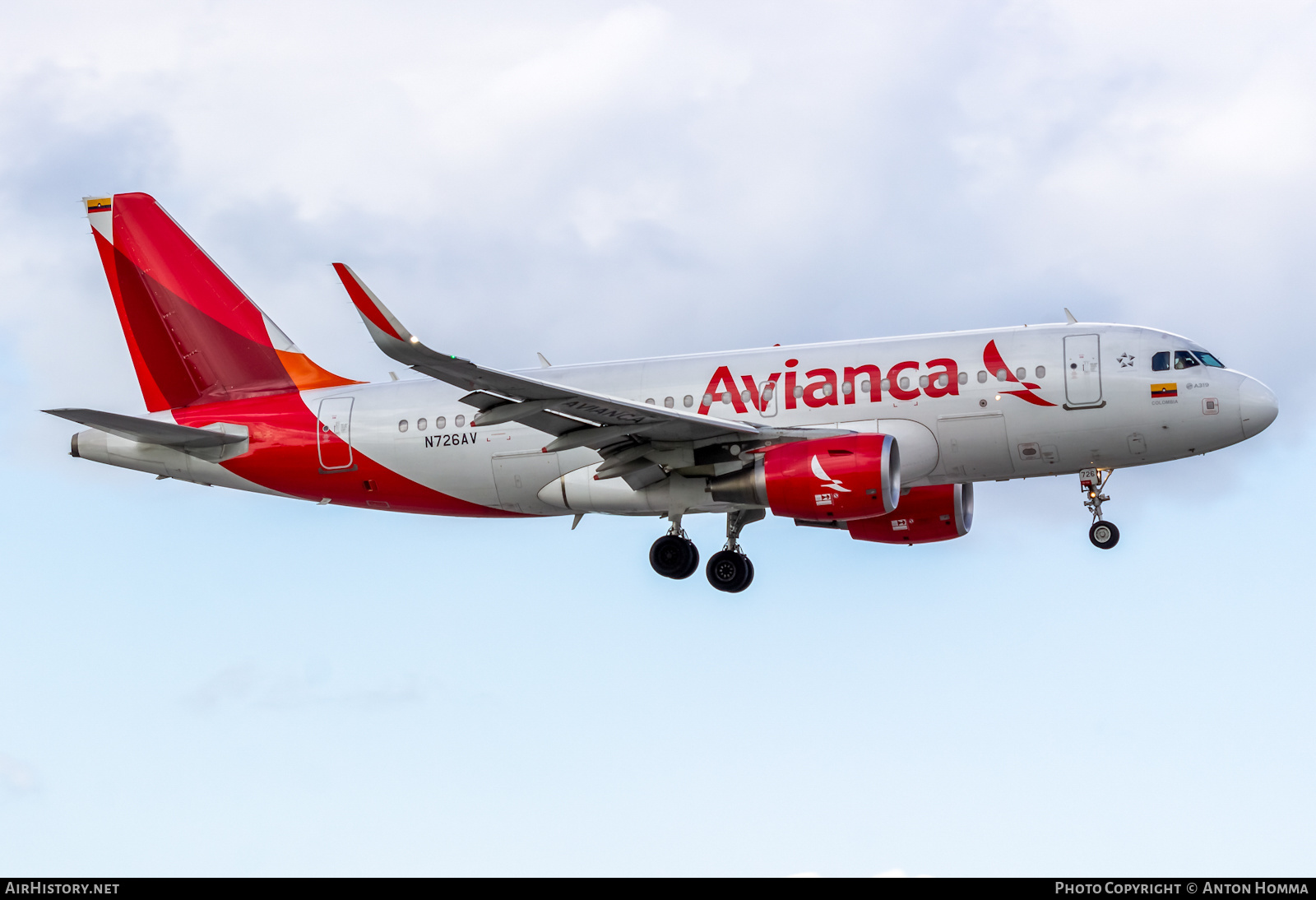 Aircraft Photo of N726AV | Airbus A319-115 | Avianca | AirHistory.net #281514