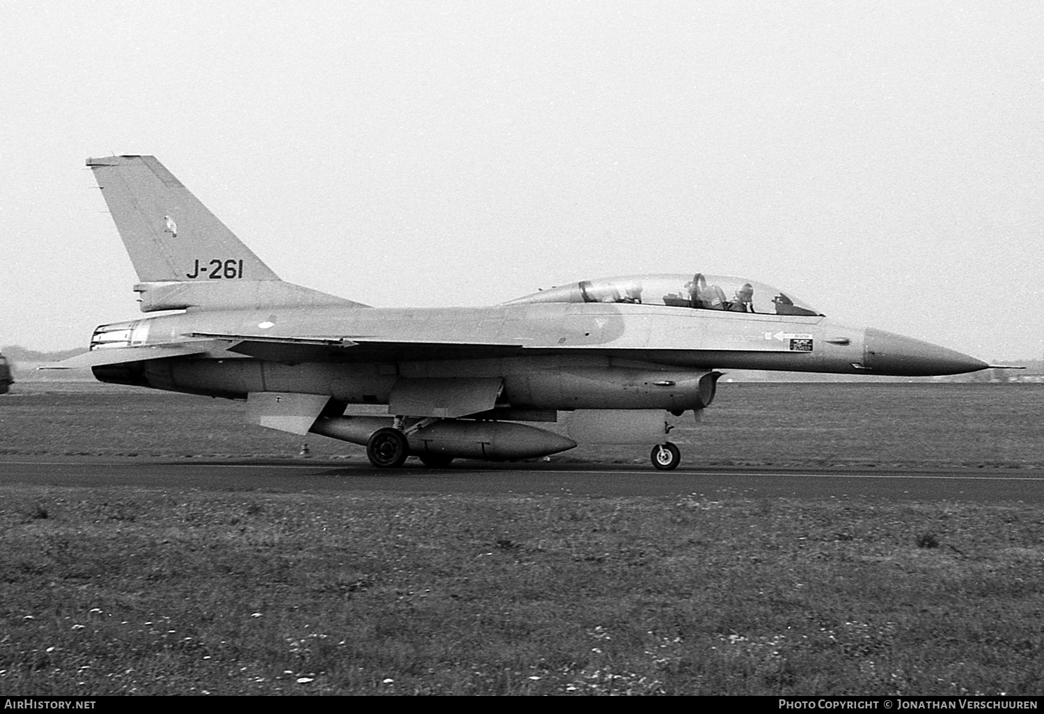 Aircraft Photo of J-261 | General Dynamics F-16B Fighting Falcon | Netherlands - Air Force | AirHistory.net #281593