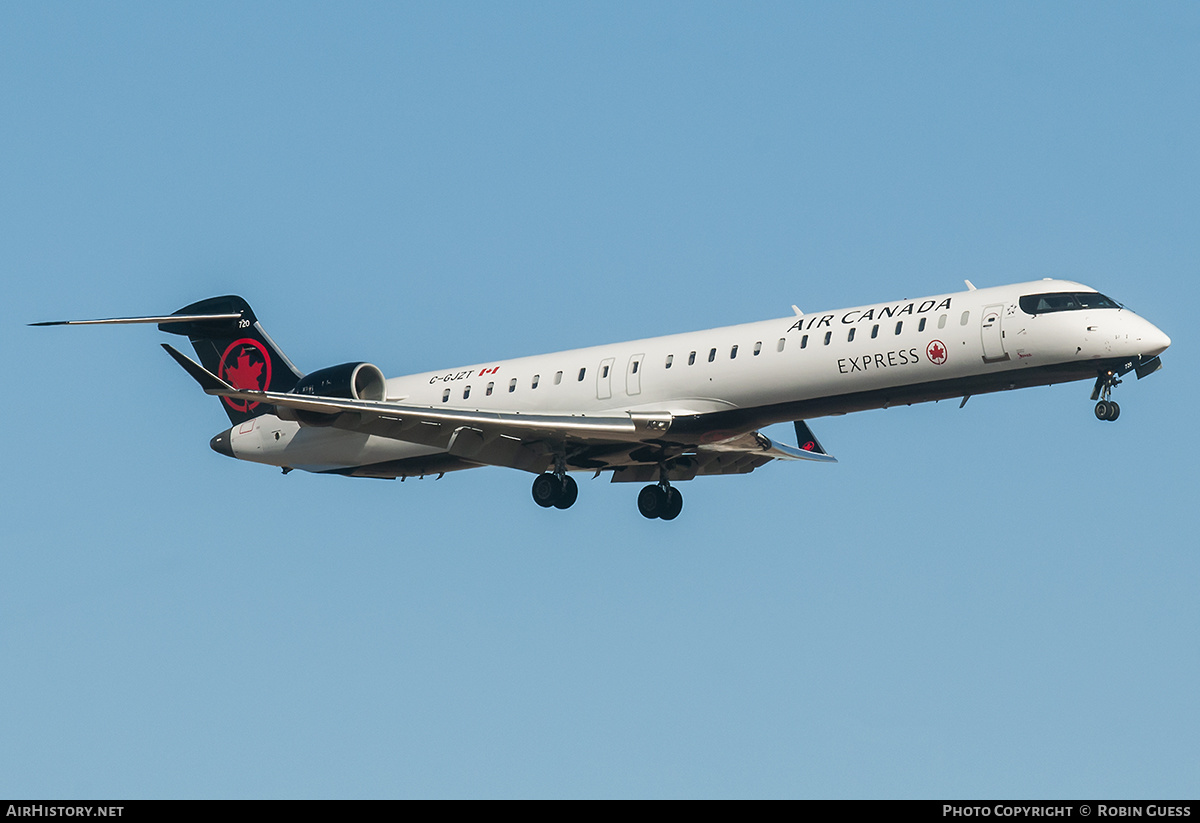 Aircraft Photo of C-GJZT | Bombardier CRJ-900 (CL-600-2D24) | Air Canada Express | AirHistory.net #281606