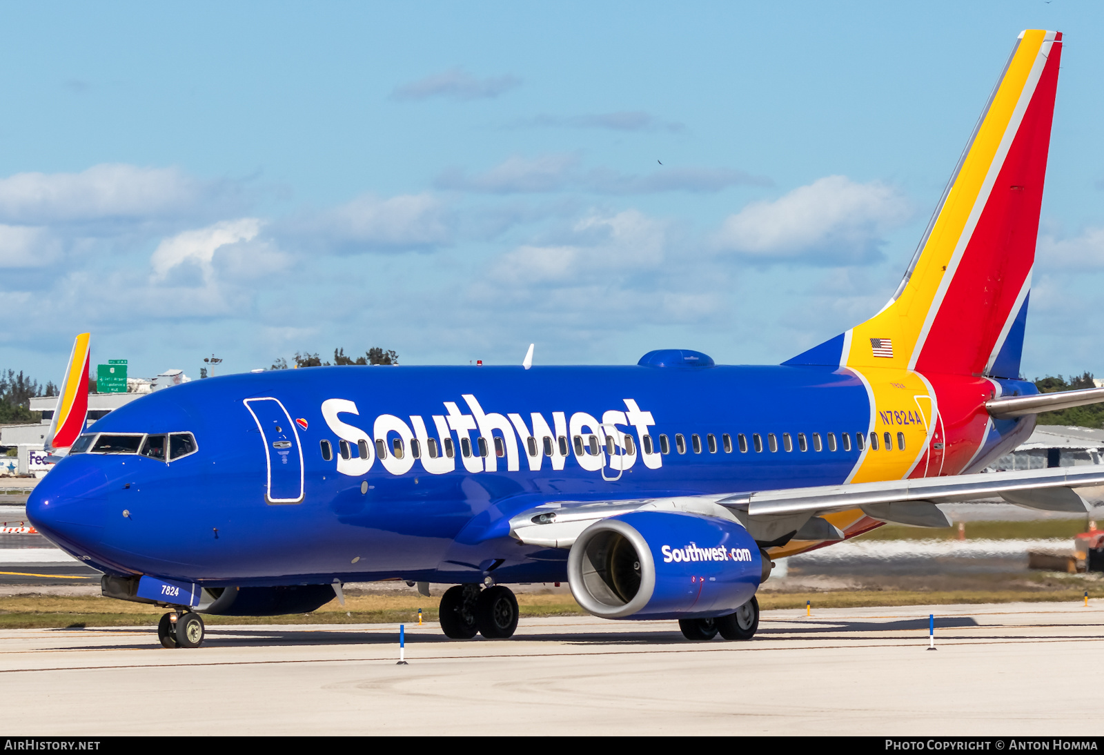 Aircraft Photo of N7824A | Boeing 737-7BK | Southwest Airlines | AirHistory.net #281640