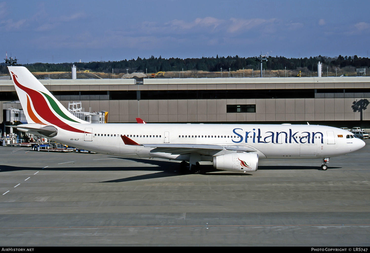 Aircraft Photo of 4R-ALF | Airbus A330-243 | SriLankan Airlines | AirHistory.net #281647