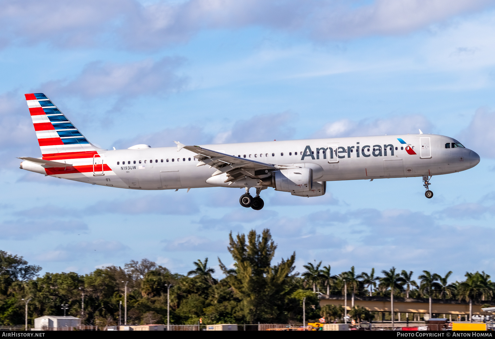 Aircraft Photo of N193UW | Airbus A321-211 | American Airlines | AirHistory.net #281656