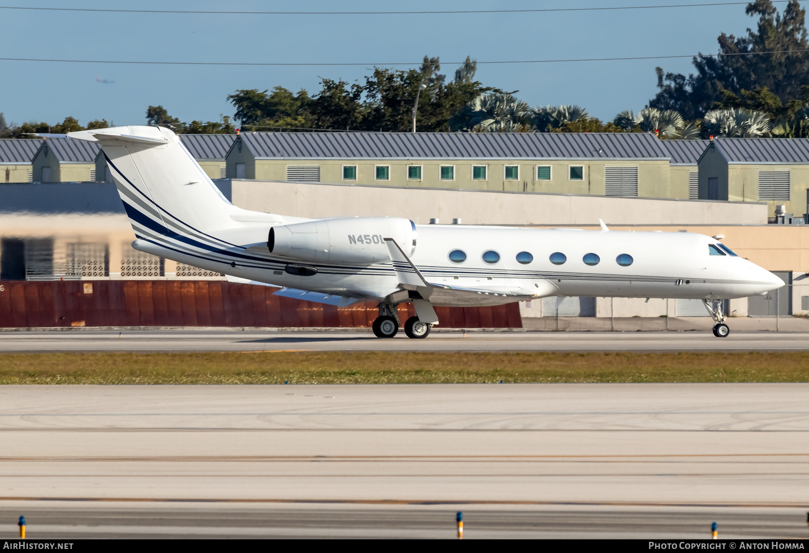 Aircraft Photo of N450L | Gulfstream Aerospace G-IV-X Gulfstream G450 | AirHistory.net #281713