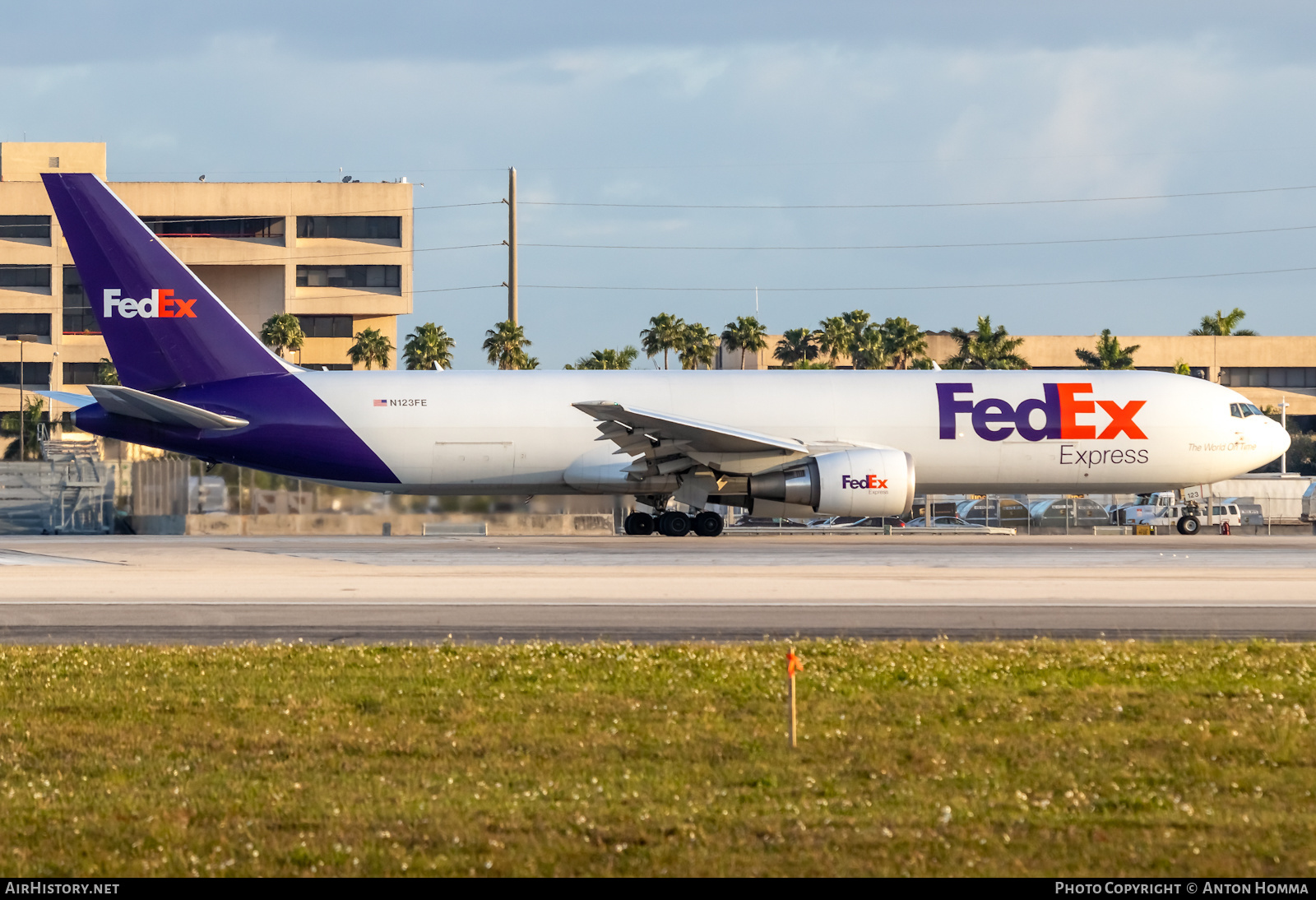 Aircraft Photo of N123FE | Boeing 767-3S2F/ER | FedEx Express - Federal Express | AirHistory.net #281717