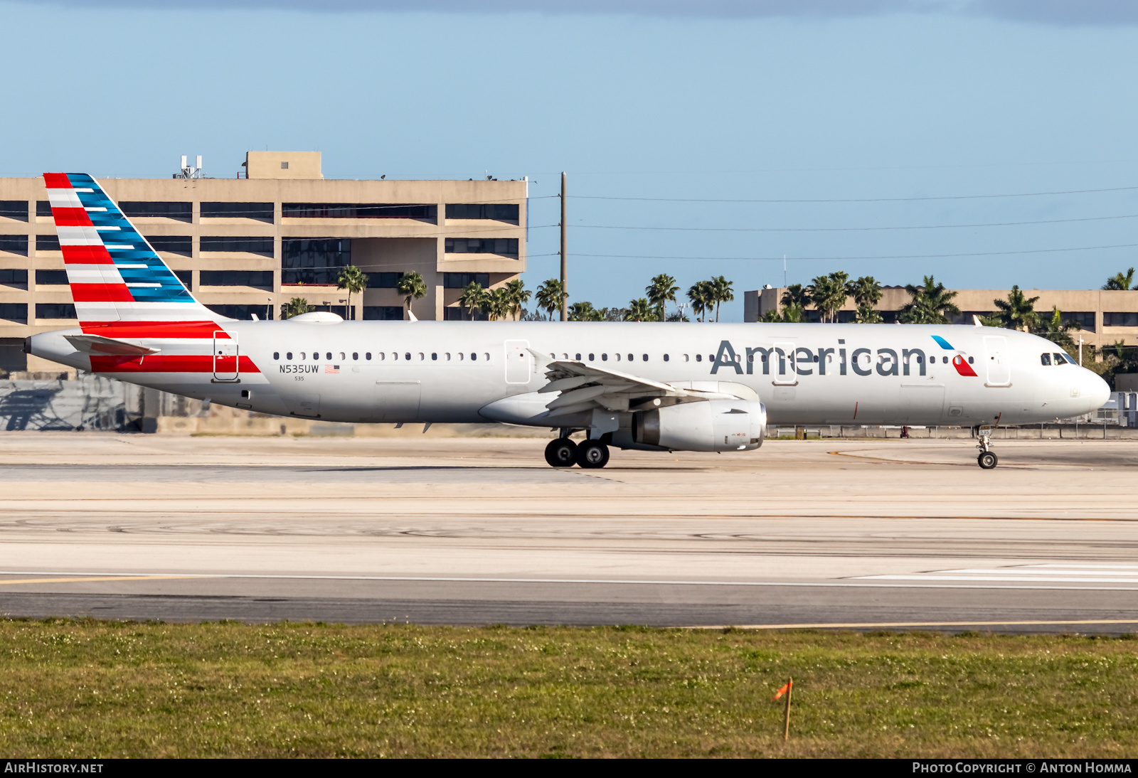 Aircraft Photo of N535UW | Airbus A321-231 | American Airlines | AirHistory.net #281731