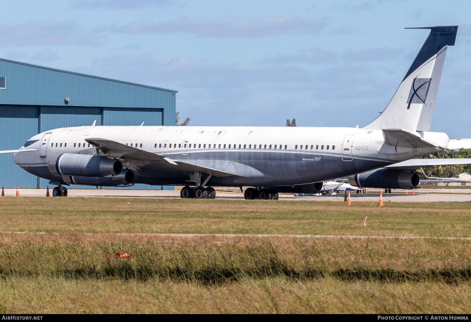 Aircraft Photo of N88ZL | Boeing 707-330B | AirHistory.net #281765