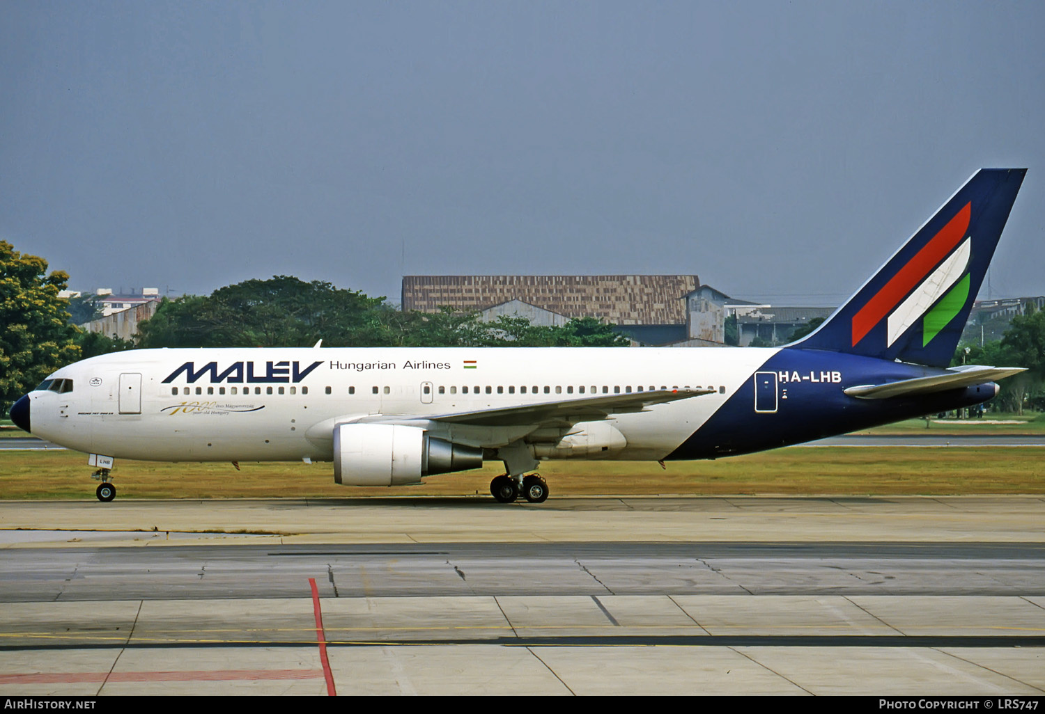 Aircraft Photo of HA-LHB | Boeing 767-27G/ER | Malév - Hungarian Airlines | AirHistory.net #281789