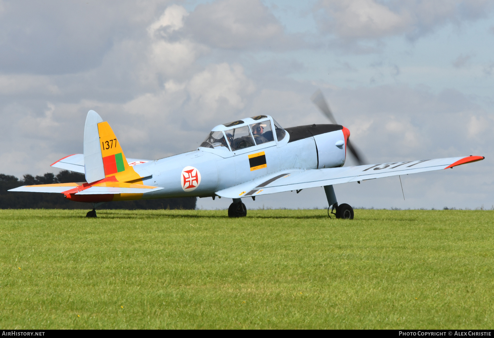 Aircraft Photo of G-BARS / 1377 | De Havilland DHC-1 Chipmunk Mk22 | Portugal - Air Force | AirHistory.net #281794