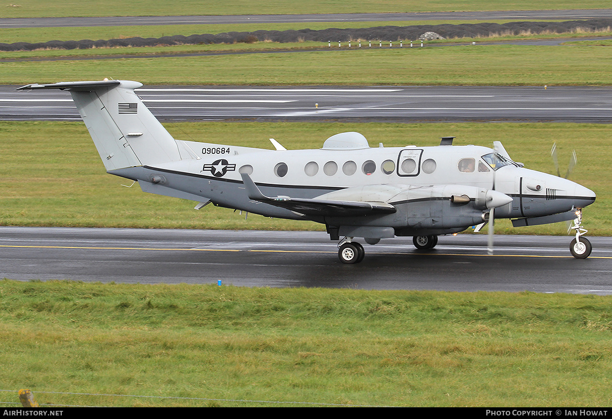 Aircraft Photo of 09-0684 / 090684 | Hawker Beechcraft MC-12W Liberty (350ER) | USA - Air Force | AirHistory.net #281854