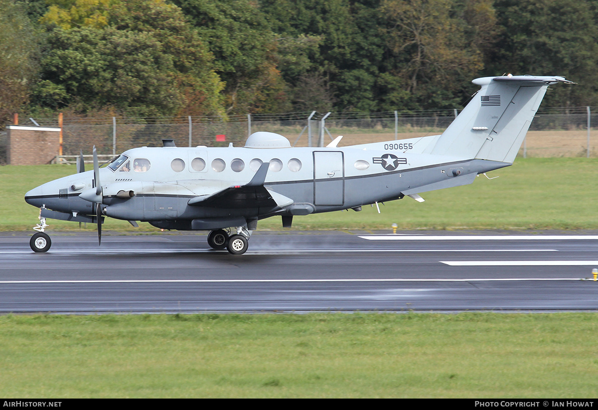 Aircraft Photo of 09-0655 / 090655 | Hawker Beechcraft MC-12W Liberty (350ER) | USA - Air Force | AirHistory.net #281856