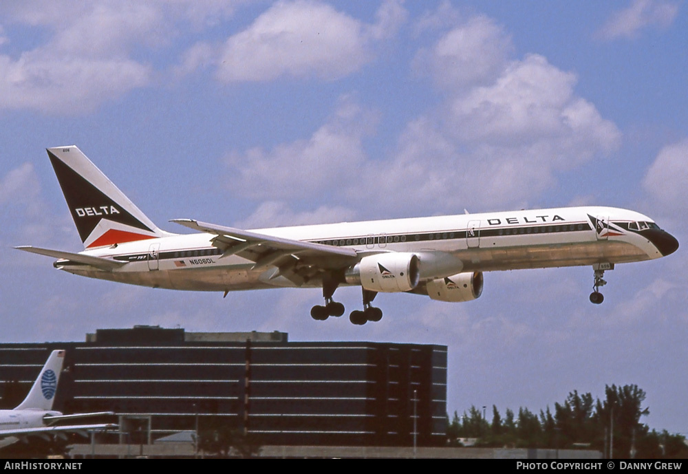 Aircraft Photo of N606DL | Boeing 757-232 | Delta Air Lines | AirHistory.net #281868