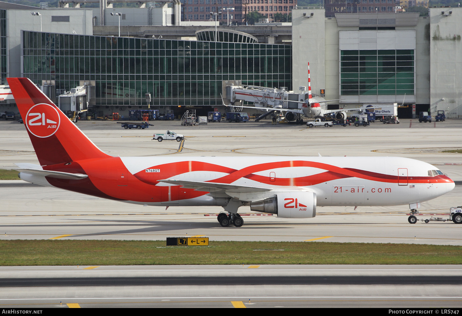 Aircraft Photo of N768QT | Boeing 767-241/ER(BDSF) | 21 Air | AirHistory.net #281912