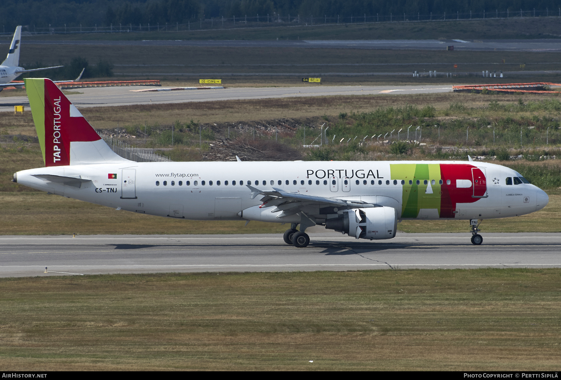 Aircraft Photo of CS-TNJ | Airbus A320-214 | TAP Portugal | AirHistory.net #281954