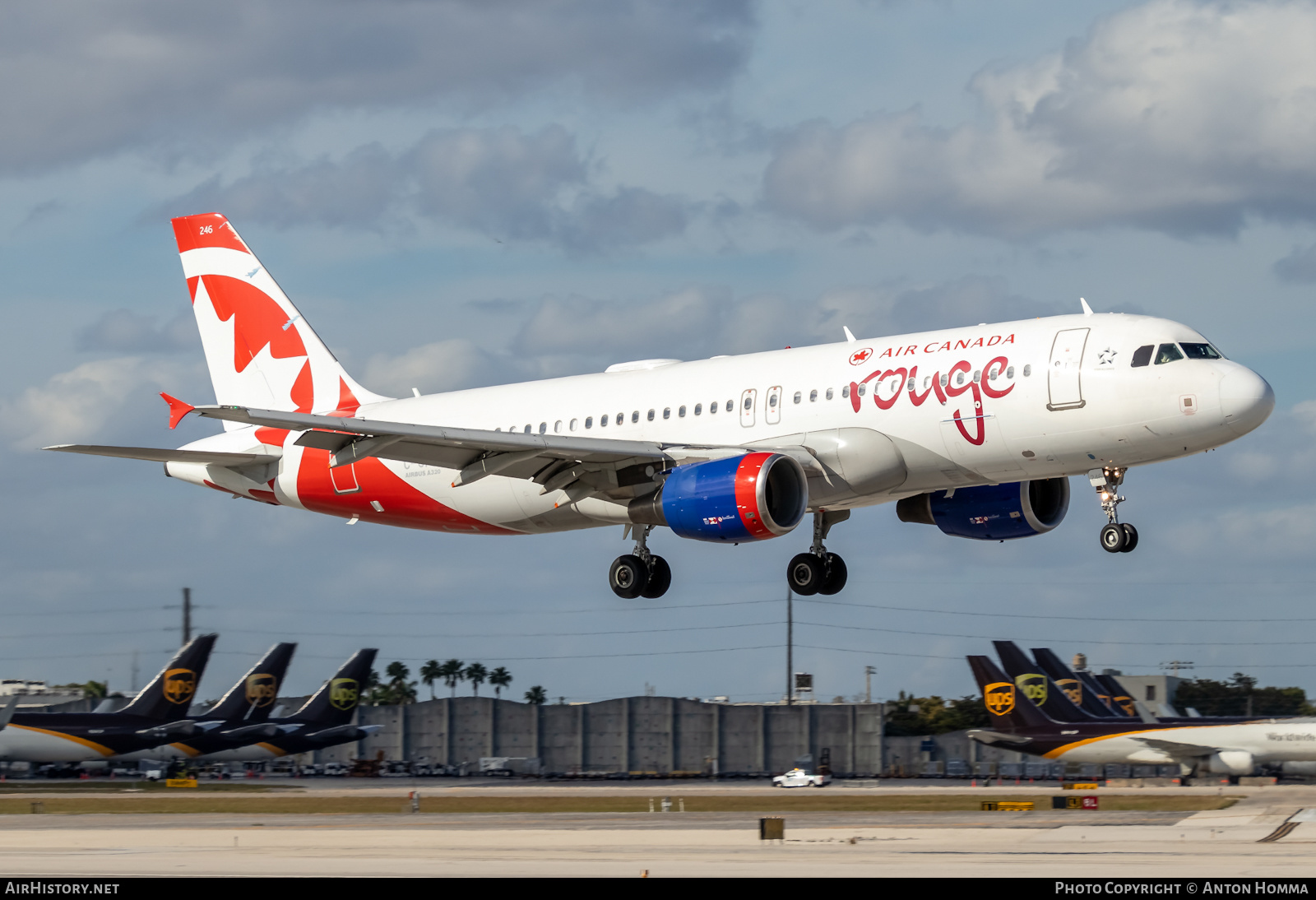 Aircraft Photo of C-GFDU | Airbus A320-214 | Air Canada Rouge | AirHistory.net #282004