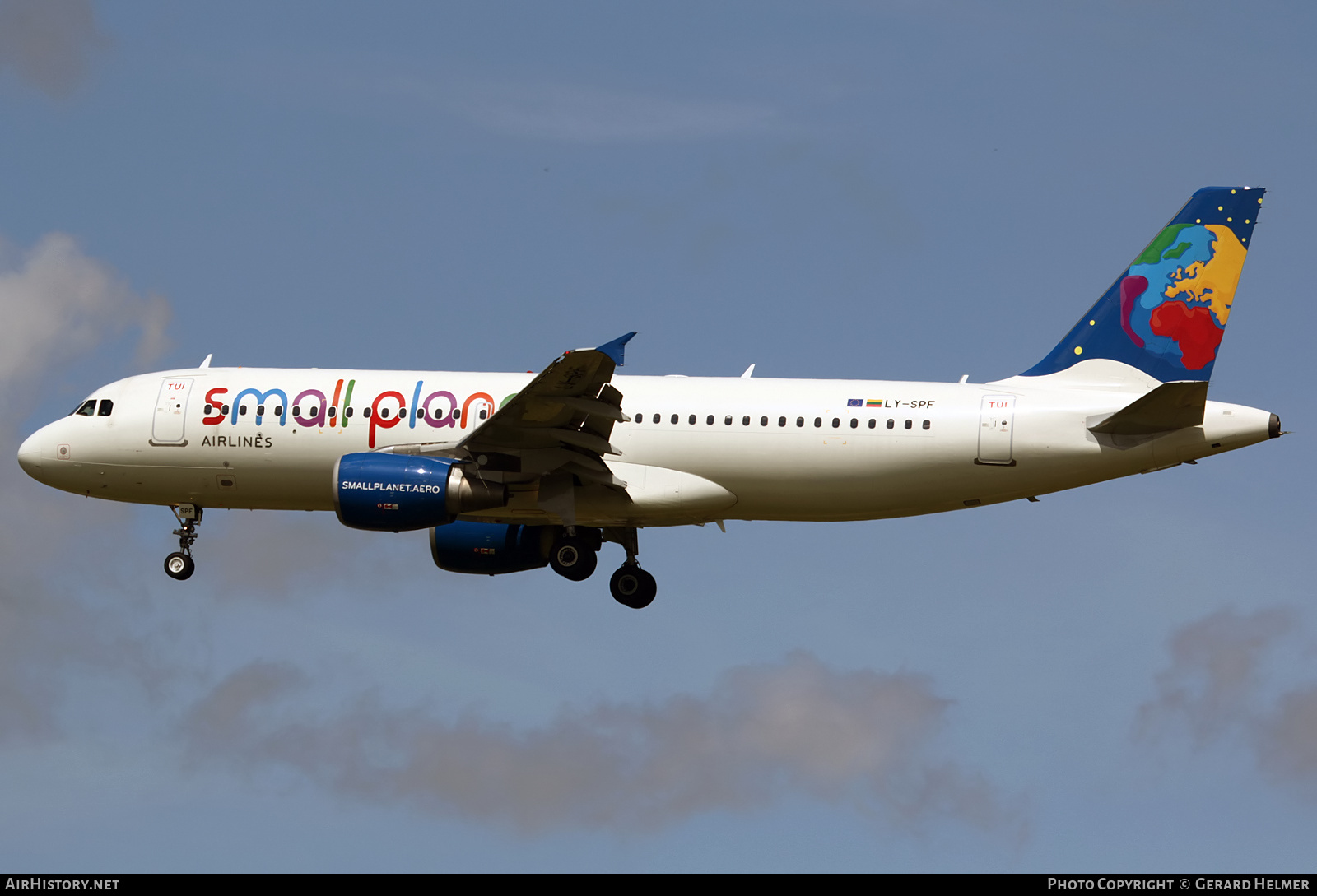 Aircraft Photo of LY-SPF | Airbus A320-214 | Small Planet Airlines | AirHistory.net #282059