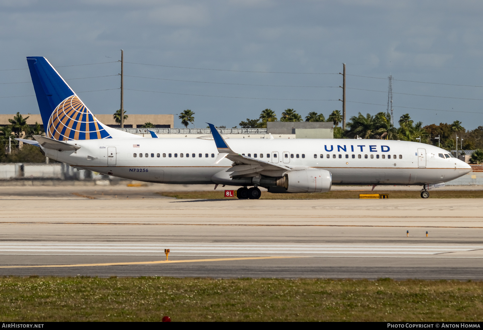 Aircraft Photo of N73256 | Boeing 737-824 | United Airlines | AirHistory.net #282075