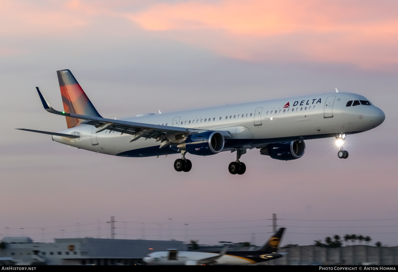 Aircraft Photo of N398DN | Airbus A321-211 | Delta Air Lines | AirHistory.net #282154