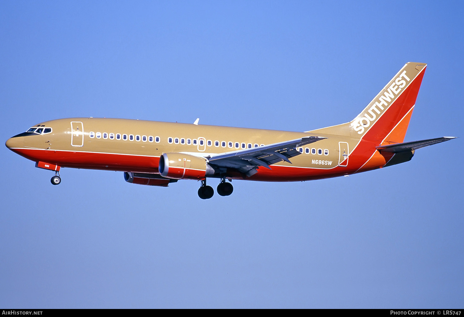 Aircraft Photo of N686SW | Boeing 737-317 | Southwest Airlines | AirHistory.net #282203