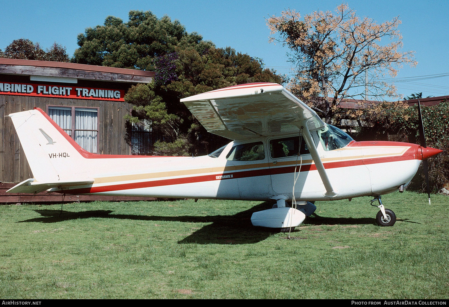 Aircraft Photo of VH-HQL | Cessna 172P Skyhawk | AirHistory.net #282243