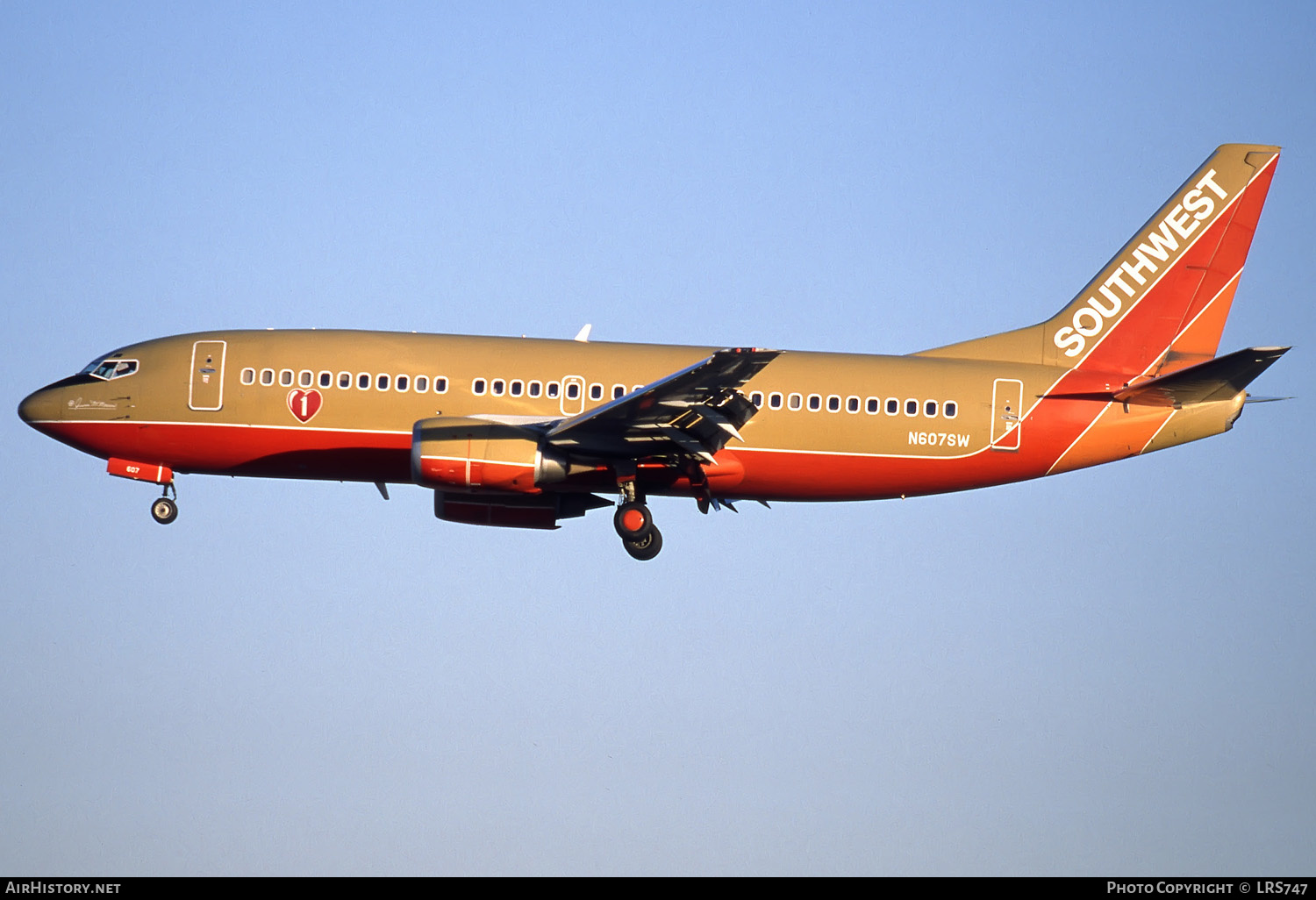 Aircraft Photo of N607SW | Boeing 737-3H4 | Southwest Airlines | AirHistory.net #282285