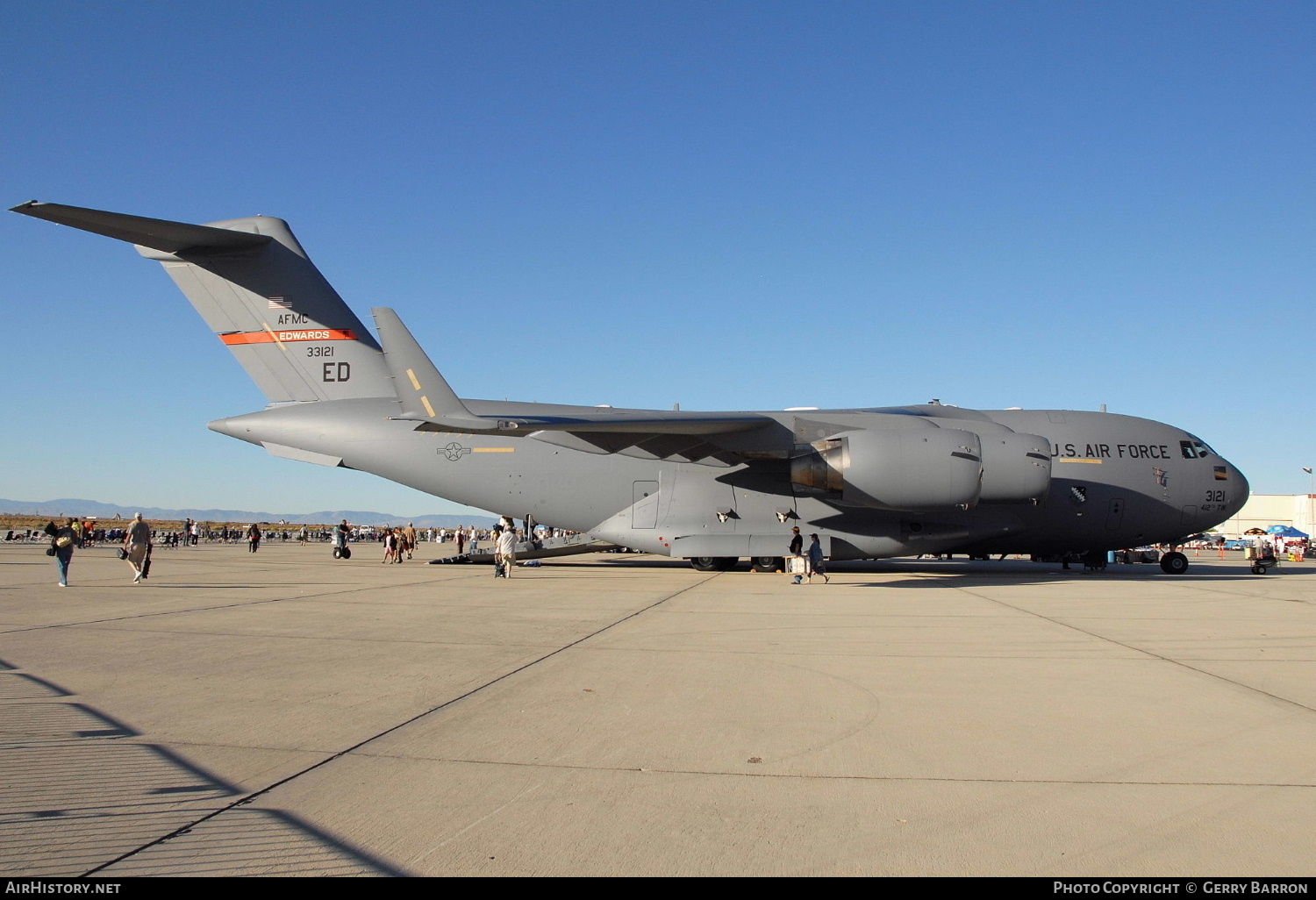 Aircraft Photo of 03-3121 / 33121 | Boeing C-17A Globemaster III | USA - Air Force | AirHistory.net #282298