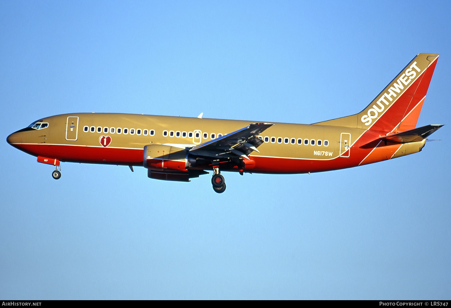 Aircraft Photo of N617SW | Boeing 737-3H4 | Southwest Airlines | AirHistory.net #282317