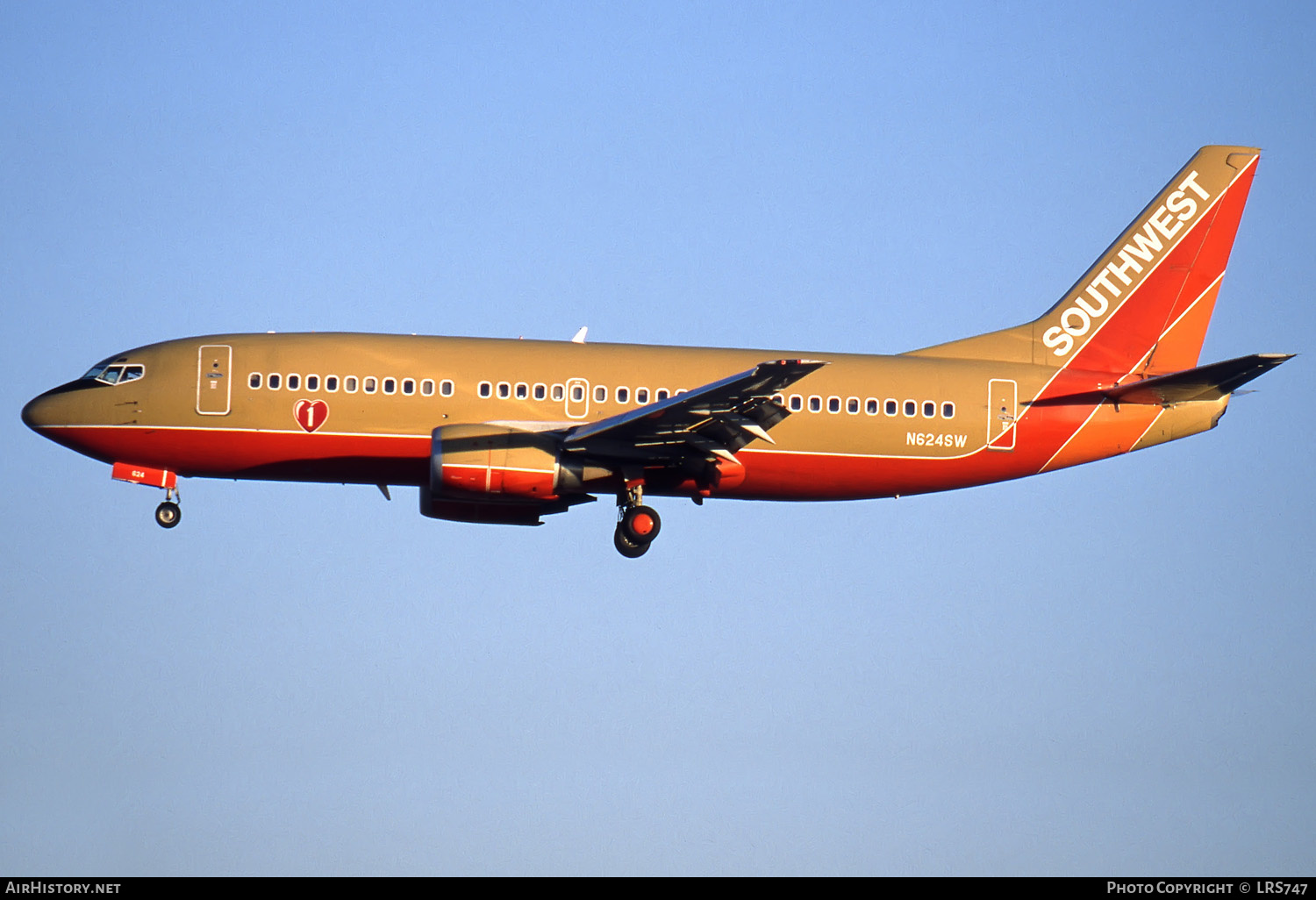 Aircraft Photo of N624SW | Boeing 737-3H4 | Southwest Airlines | AirHistory.net #282322