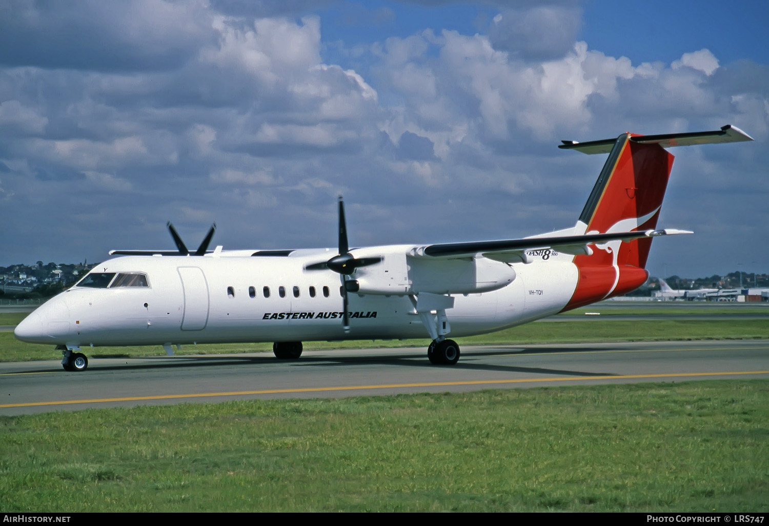 Aircraft Photo of VH-TQY | Bombardier DHC-8-315Q Dash 8 | Eastern Australia Airlines | AirHistory.net #282330