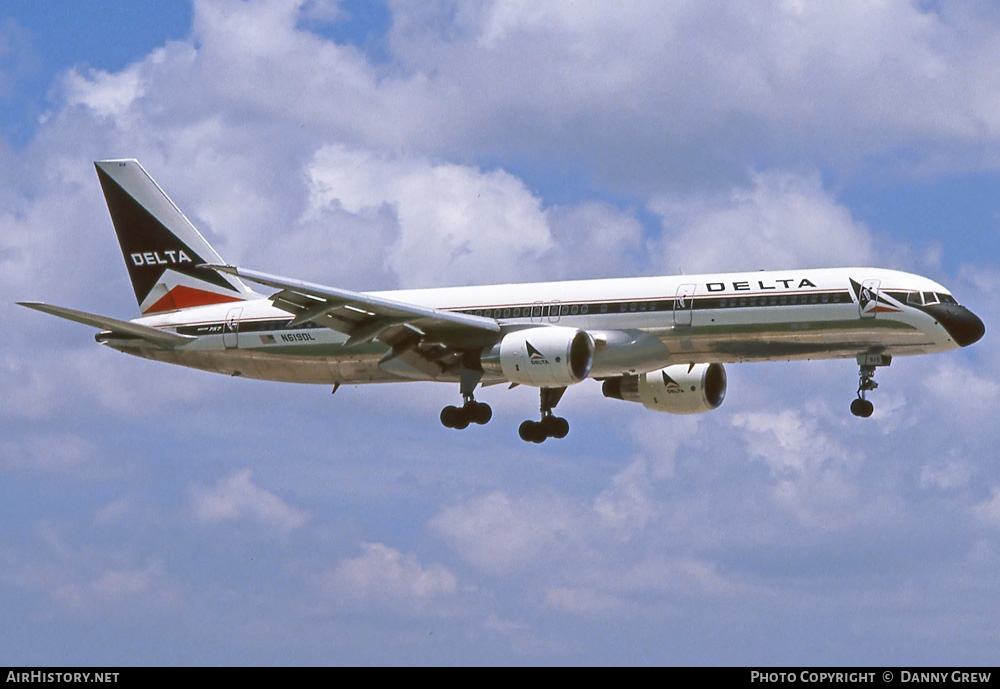 Aircraft Photo of N619DL | Boeing 757-232 | Delta Air Lines | AirHistory.net #282331