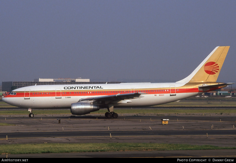 Aircraft Photo of N966C | Airbus A300B4-203 | Continental Airlines | AirHistory.net #282423