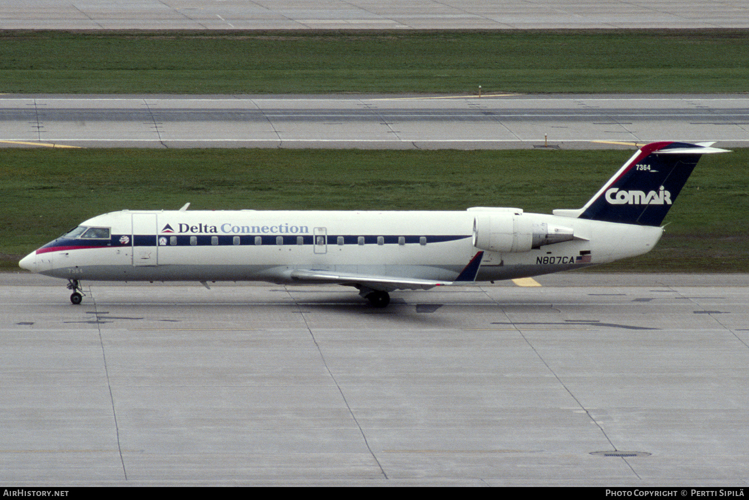 Aircraft Photo of N807CA | Bombardier CRJ-100ER (CL-600-2B19) | Delta Connection | AirHistory.net #282463