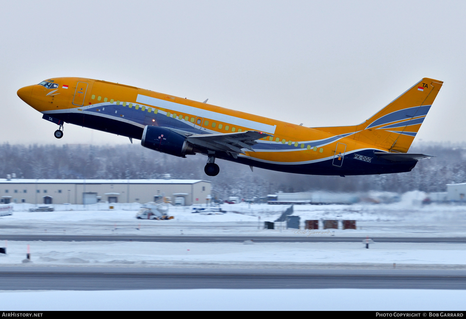 Aircraft Photo of PK-DGO | Boeing 737-33V(QC) | AirHistory.net #282504