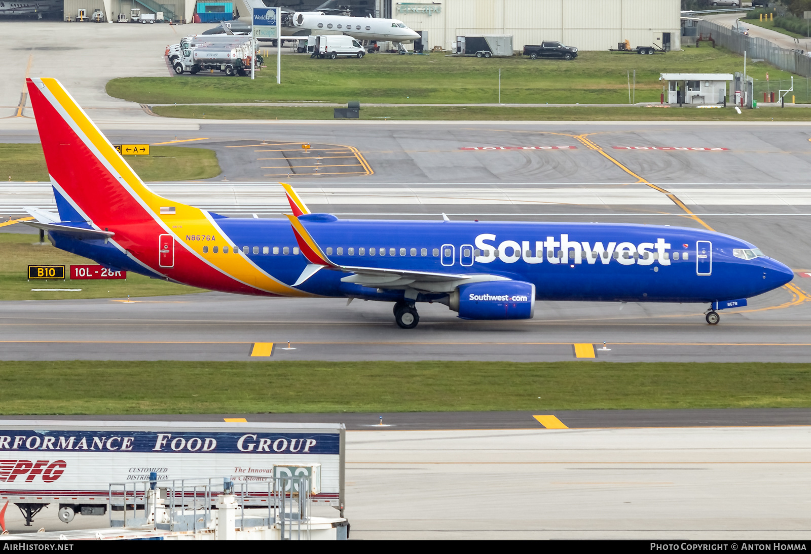 Aircraft Photo of N8676A | Boeing 737-8H4 | Southwest Airlines | AirHistory.net #282570