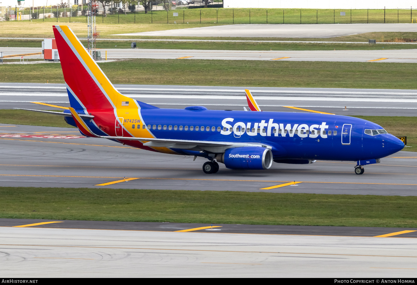 Aircraft Photo of N742SW | Boeing 737-7H4 | Southwest Airlines | AirHistory.net #282634