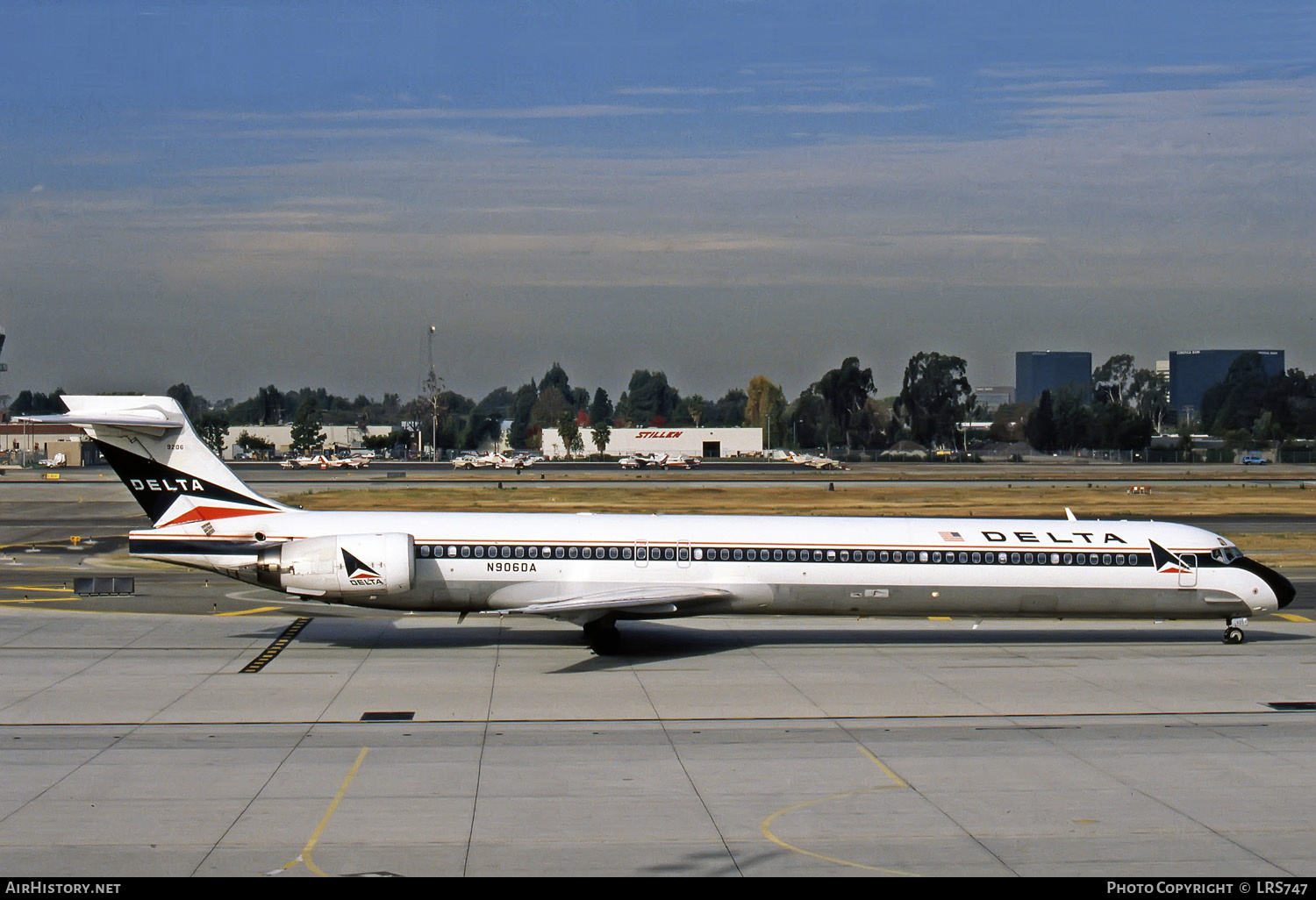 Aircraft Photo of N906DA | McDonnell Douglas MD-90-30 | Delta Air Lines | AirHistory.net #282649