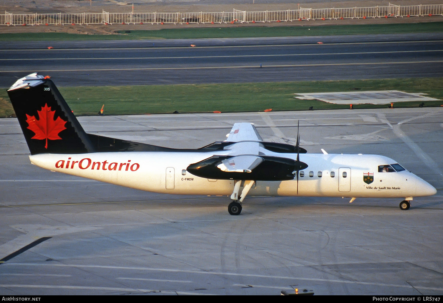 Aircraft Photo of C-FMDW | De Havilland Canada DHC-8-311A Dash 8 | Air Ontario | AirHistory.net #282672