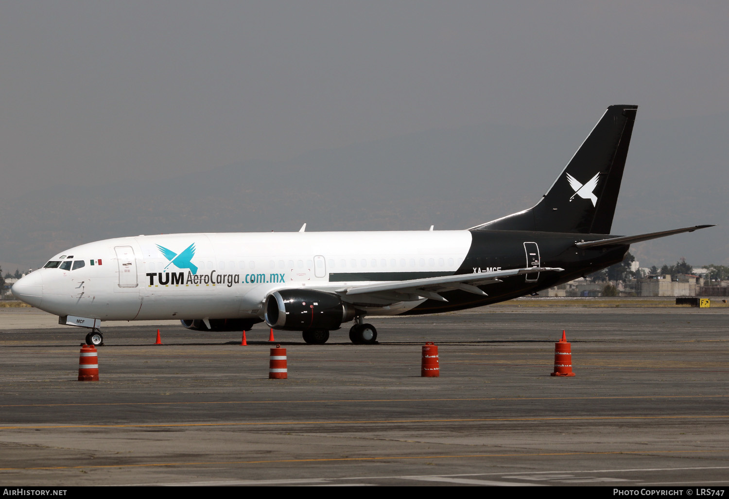 Aircraft Photo of XA-MCF | Boeing 737-36E(QC) | TUM AeroCarga | AirHistory.net #282748
