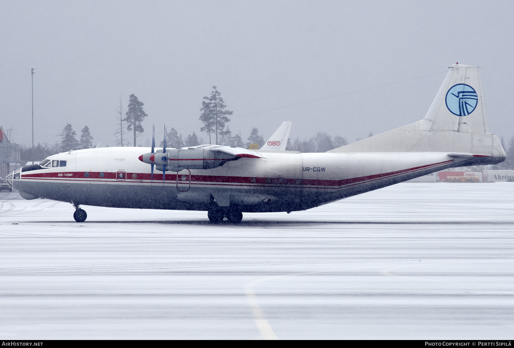 Aircraft Photo of UR-CGW | Antonov An-12BP | Ukraine Air Alliance | AirHistory.net #282889