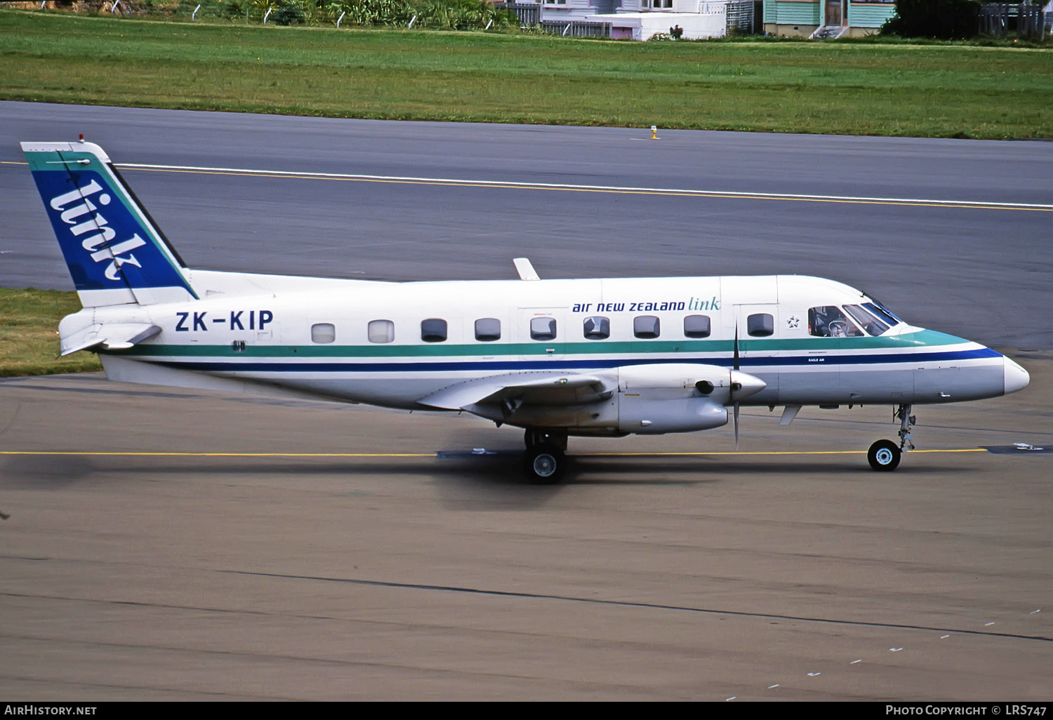 Aircraft Photo of ZK-KIP | Embraer EMB-110P1 Bandeirante | Air New Zealand Link | AirHistory.net #283015