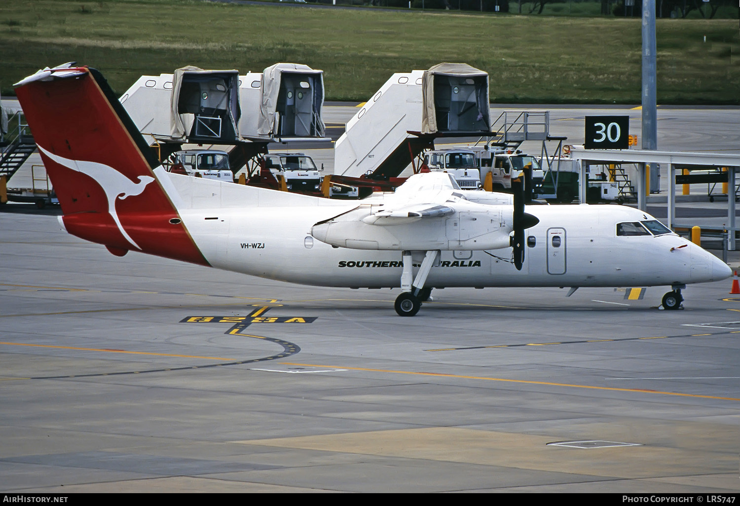 Aircraft Photo of VH-WZJ | De Havilland Canada DHC-8-102 Dash 8 | Southern Australia Airlines | AirHistory.net #283020