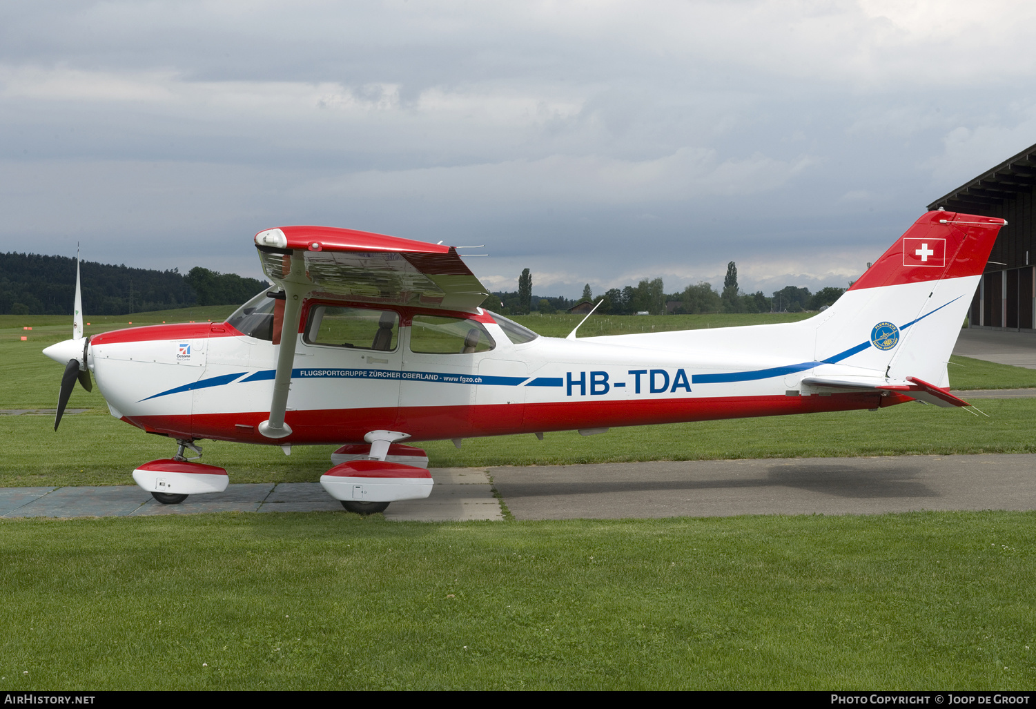 Aircraft Photo of HB-TDA | Cessna 172S Skyhawk SP | FGZO - Flugsportgruppe Zürcher Oberland | AirHistory.net #283165