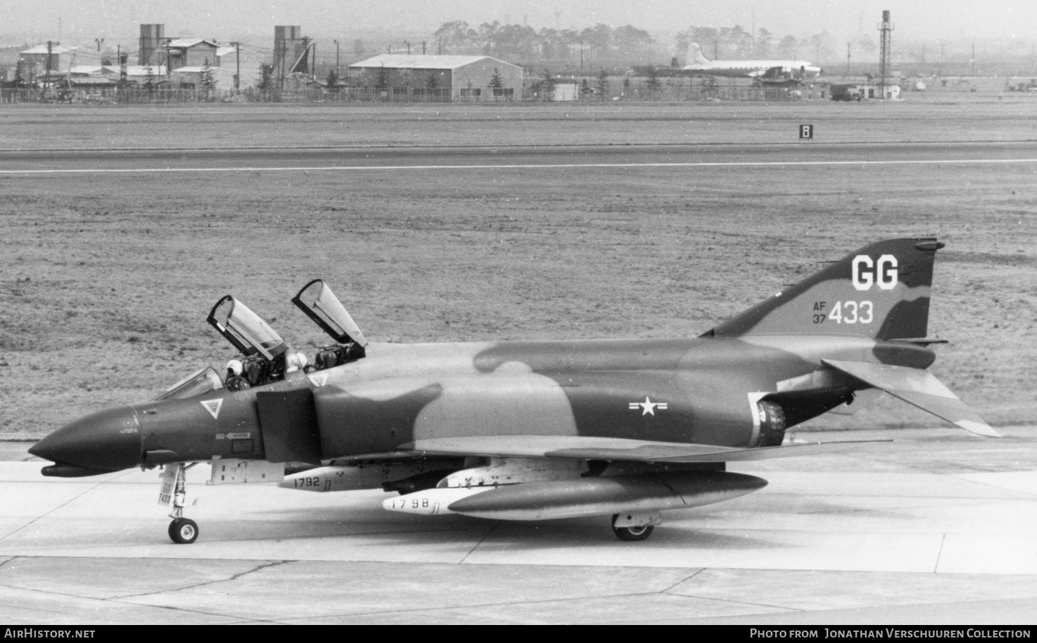 Aircraft Photo of 63-7433 / AF37-433 | McDonnell F-4C Phantom II | USA - Air Force | AirHistory.net #283179