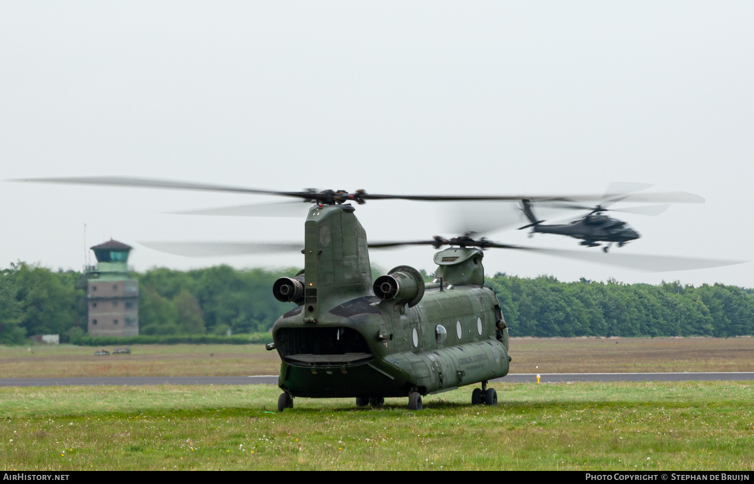 Aircraft Photo of D-664 | Boeing CH-47D Chinook (414) | Netherlands - Air Force | AirHistory.net #283180