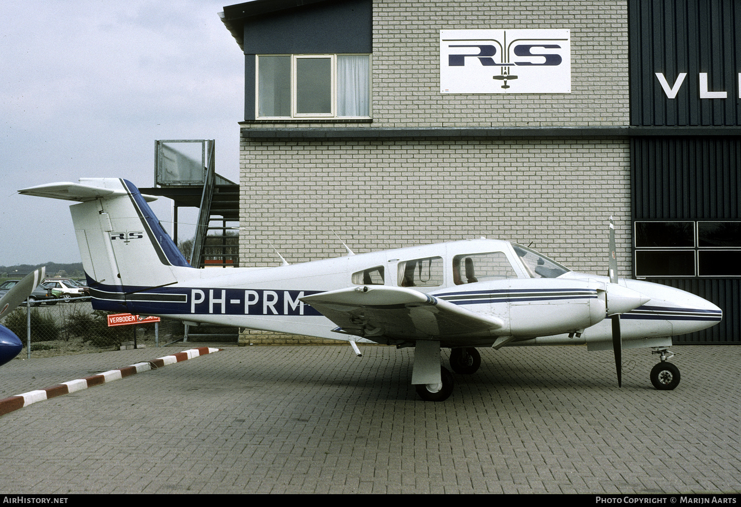 Aircraft Photo of PH-PRM | Piper PA-44-180 Seminole | Vliegschool Rob Van Den Sigtenhorst | AirHistory.net #283186