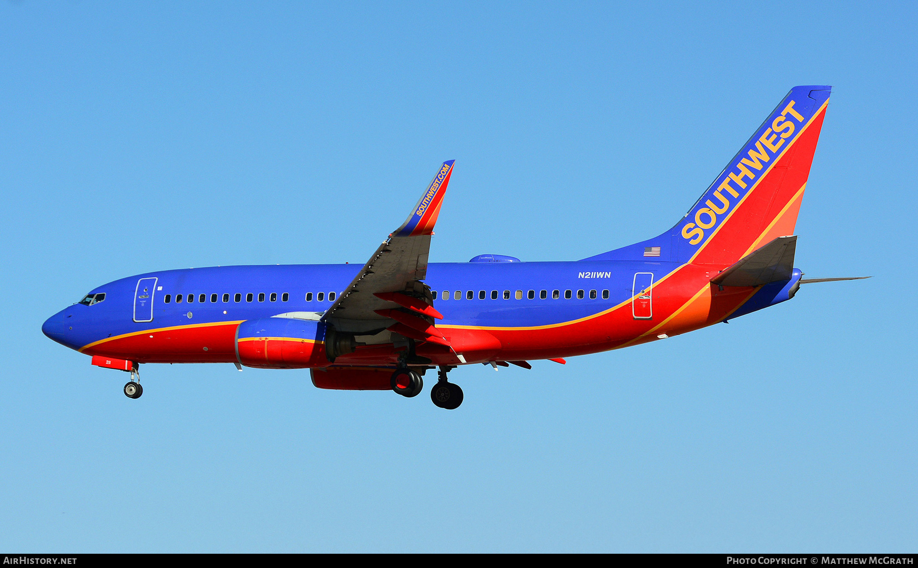 Aircraft Photo of N211WN | Boeing 737-7H4 | Southwest Airlines | AirHistory.net #283318
