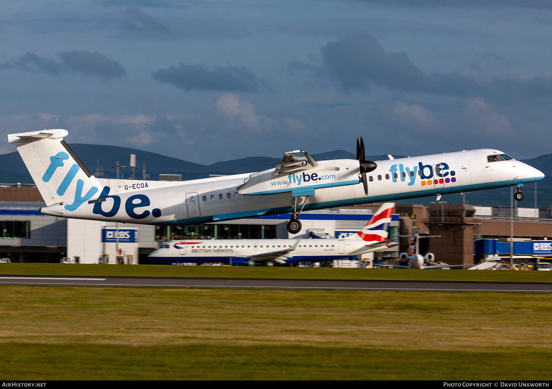 Aircraft Photo of G-ECOA | Bombardier DHC-8-402 Dash 8 | Flybe | AirHistory.net #283355