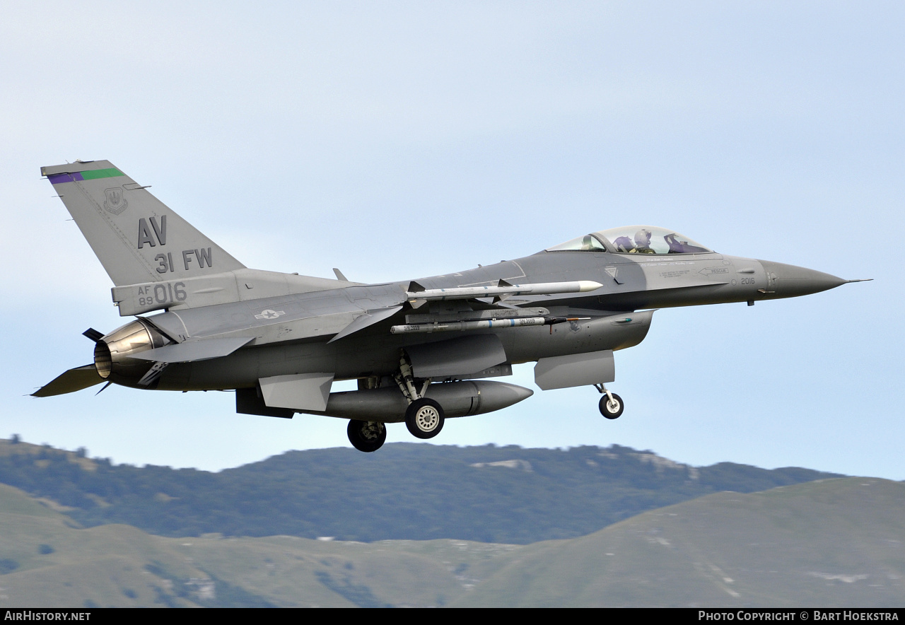 Aircraft Photo of 89-2016 / AF89-016 | General Dynamics F-16CM Fighting Falcon | USA - Air Force | AirHistory.net #283461