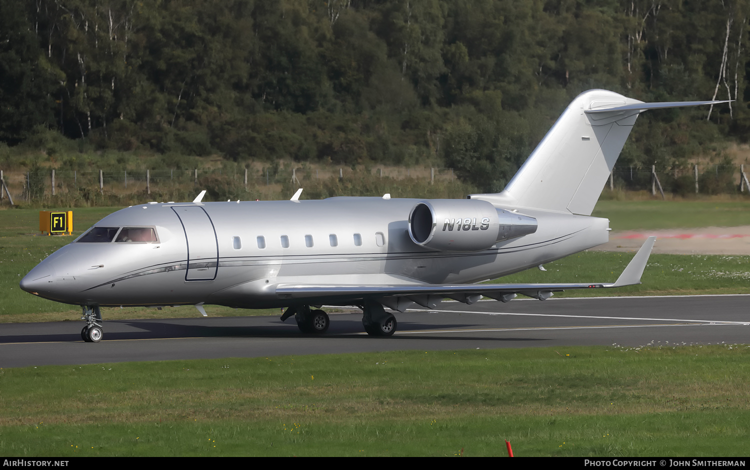 Aircraft Photo of N18LS | Canadair Challenger 604 (CL-600-2B16) | AirHistory.net #283625